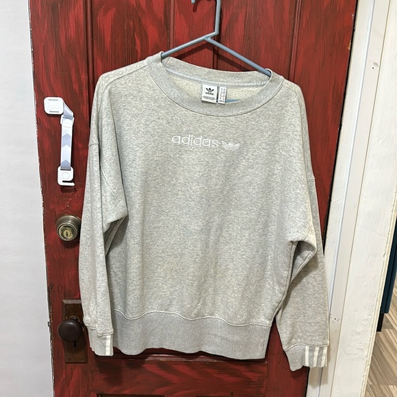 adidas Tops - Adidas crew neck